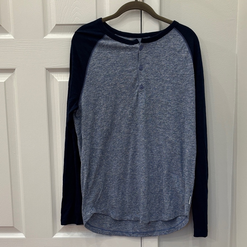 Express Men Navy and Blue Heather Long Sleeve Henley